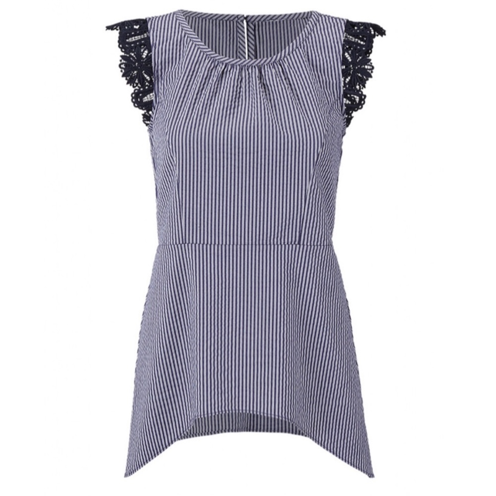 🩷 CAbi Lace Flutter Top, Sz S - Any 3 🩷CAbi tops for $45!!!